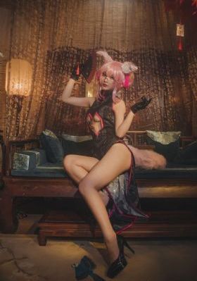 两女一指_高清完整版